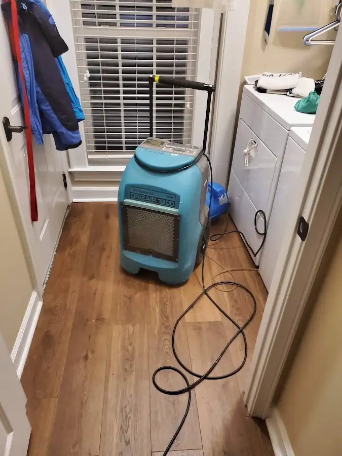 Commercial dehumidifier deployed for Flood Damage Cleanup in Paducah